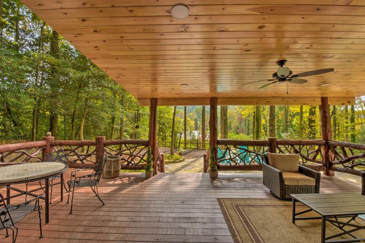 Clayton Retreat With Spacious Deck And Mtn Views! Villa Luaran gambar