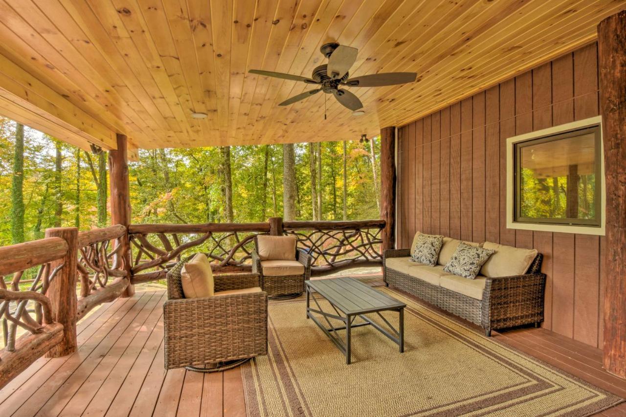 Clayton Retreat With Spacious Deck And Mtn Views! Villa Luaran gambar